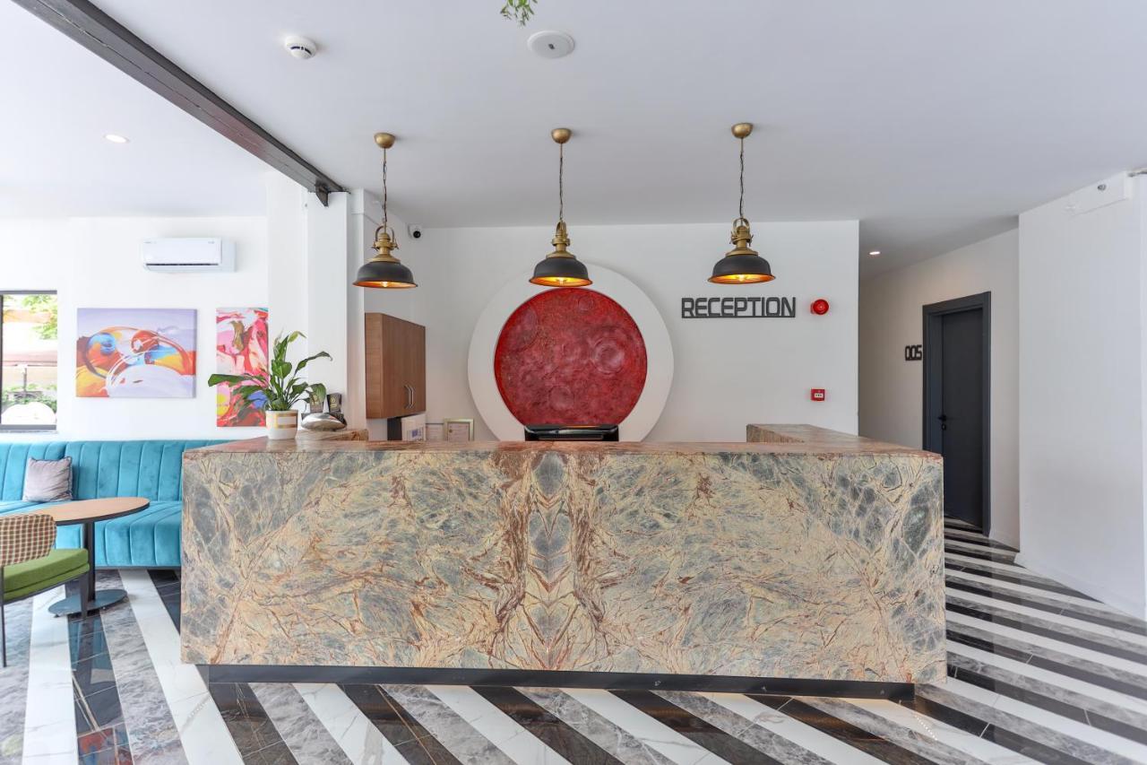 Wolf Of The City Hotel & Spa 安塔利亚 外观 照片
