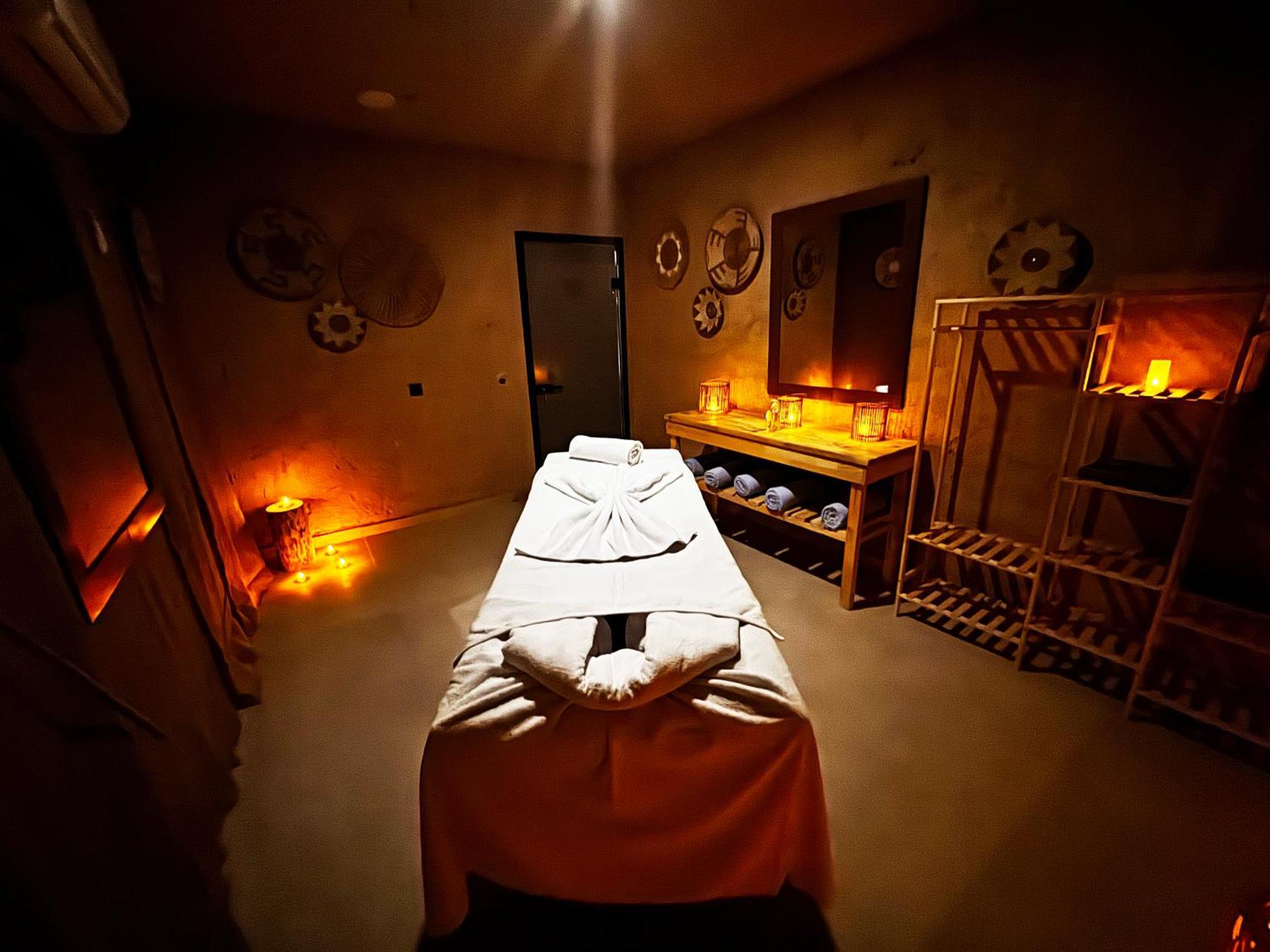 Wolf Of The City Hotel & Spa 安塔利亚 外观 照片