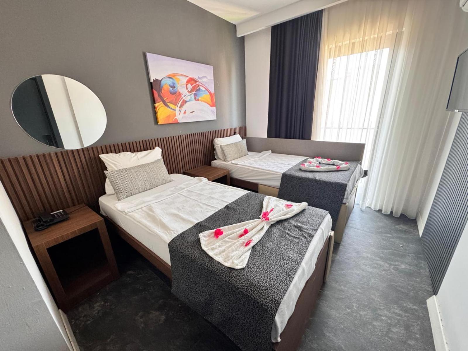 Wolf Of The City Hotel & Spa 安塔利亚 外观 照片
