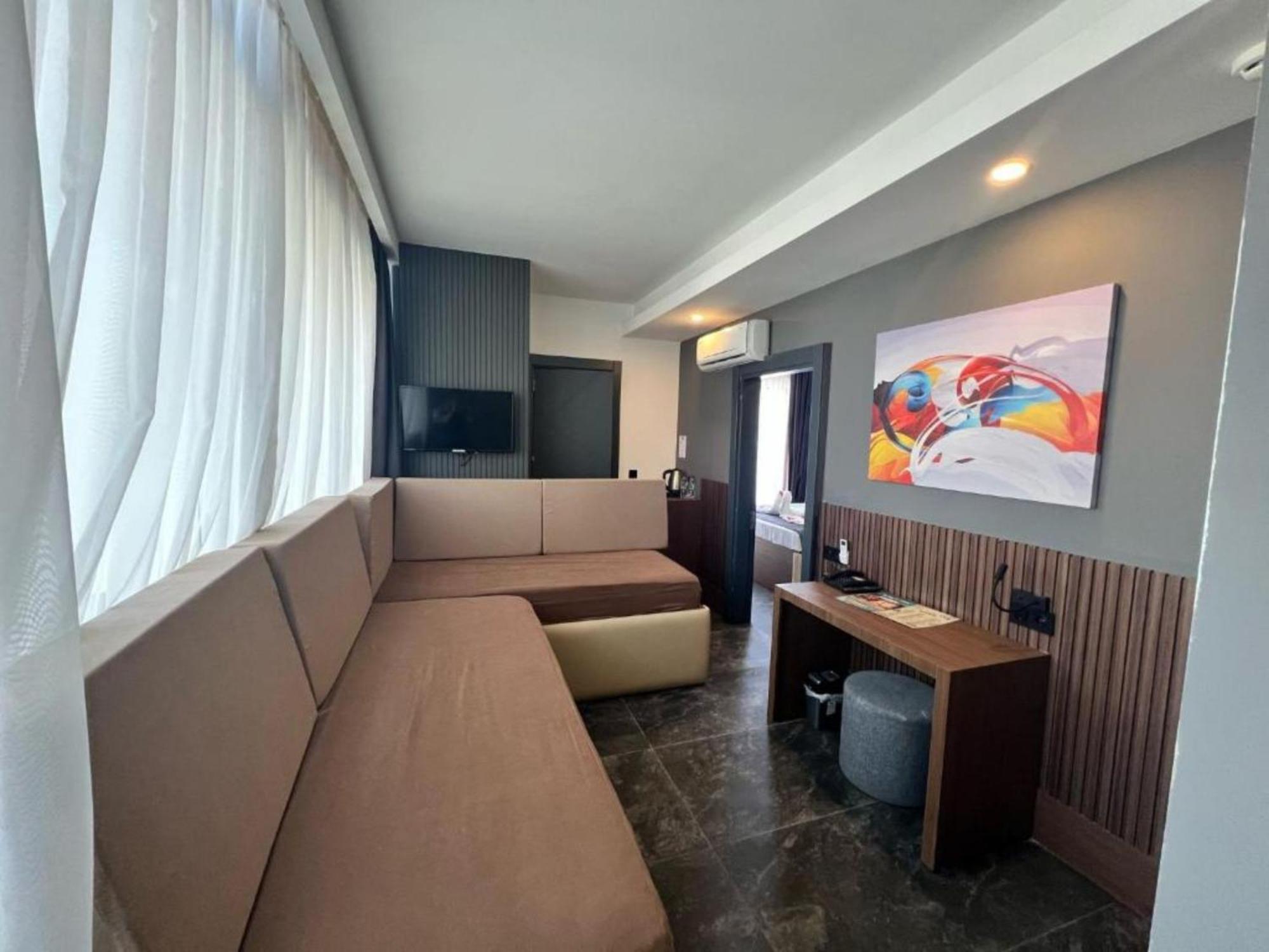 Wolf Of The City Hotel & Spa 安塔利亚 外观 照片